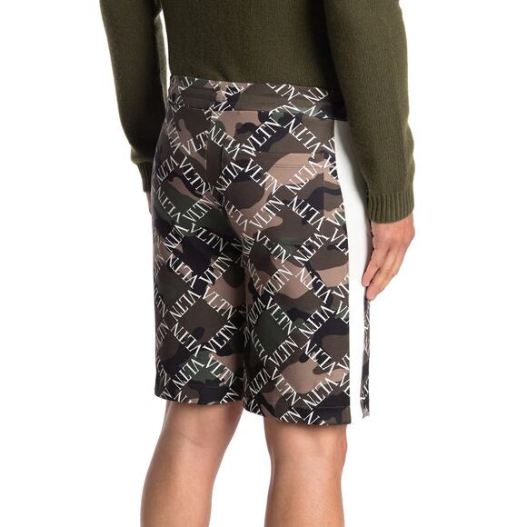 Valentino Camo-Print  Sweat Shorts - Picture 9 of 9